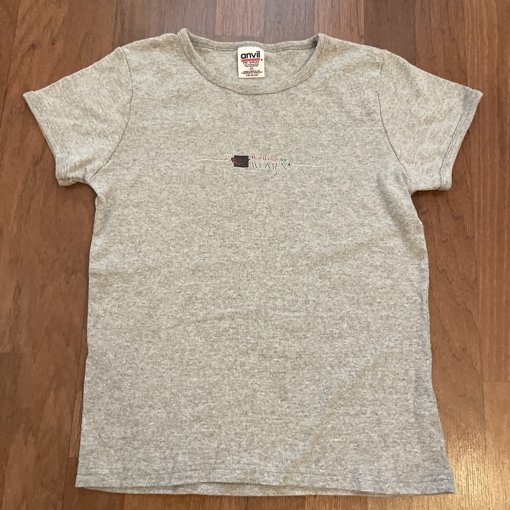 Red Wing Shoes Women's Pre-Shrunk T-shirt Size Medium, Grey